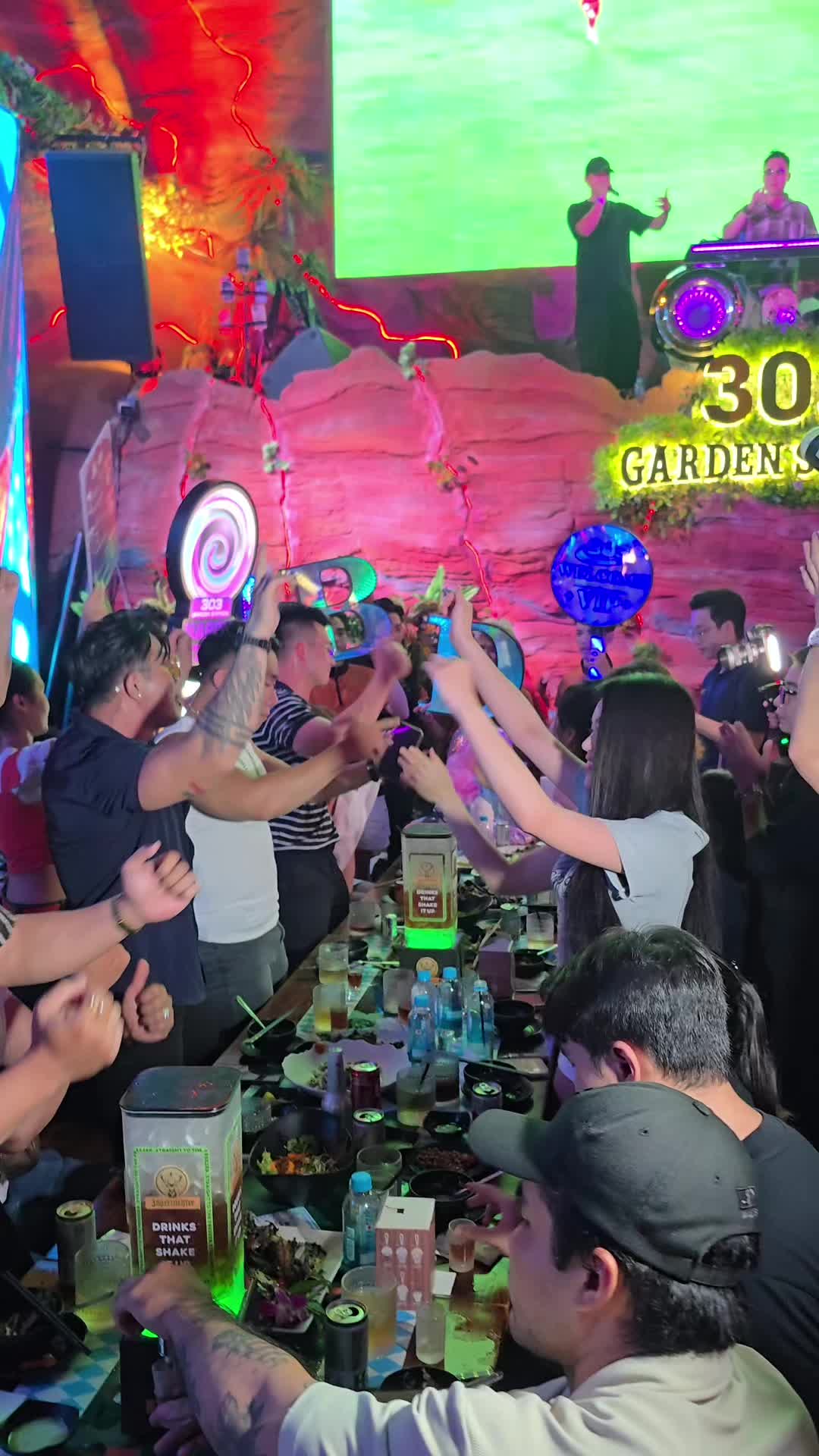 @Jone Trần