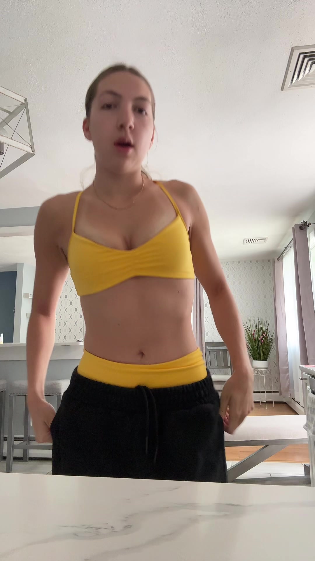 @leilei_
