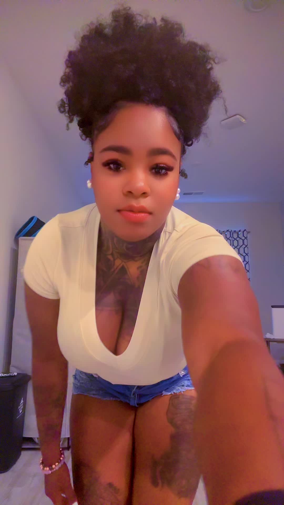@woahwoah