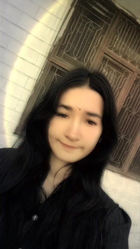 @NiLUuuu..>☘️🌙💐