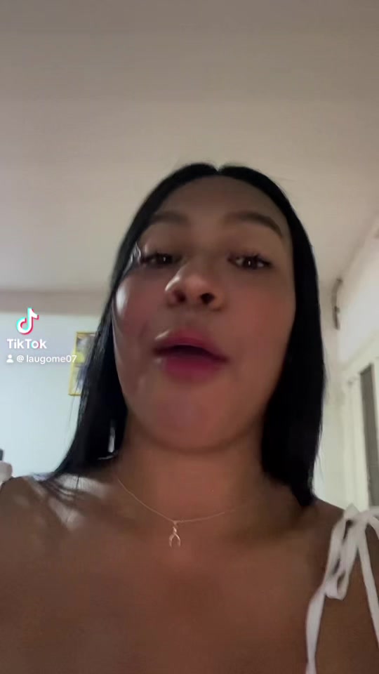 @👩🏽🦱Lau🤎