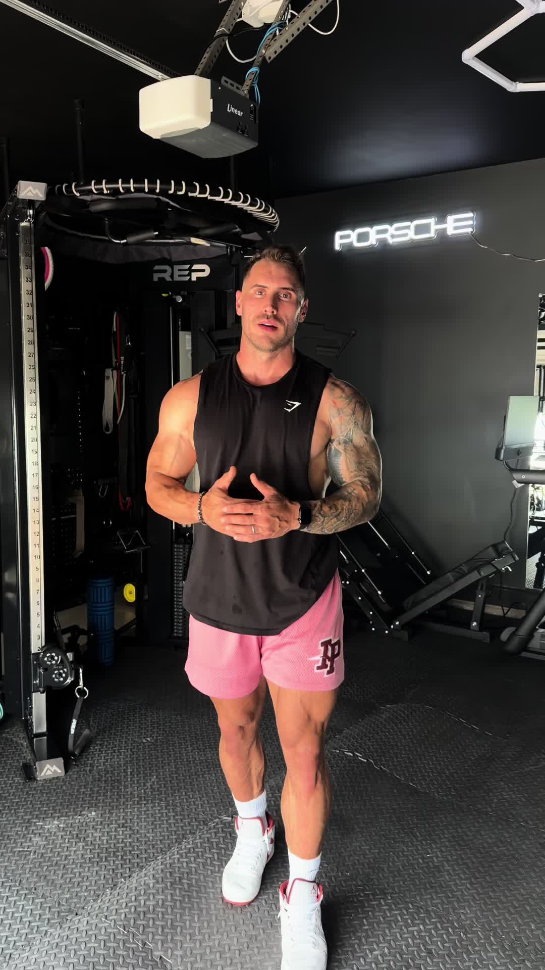 @Brady Barnes | IFBB PRO