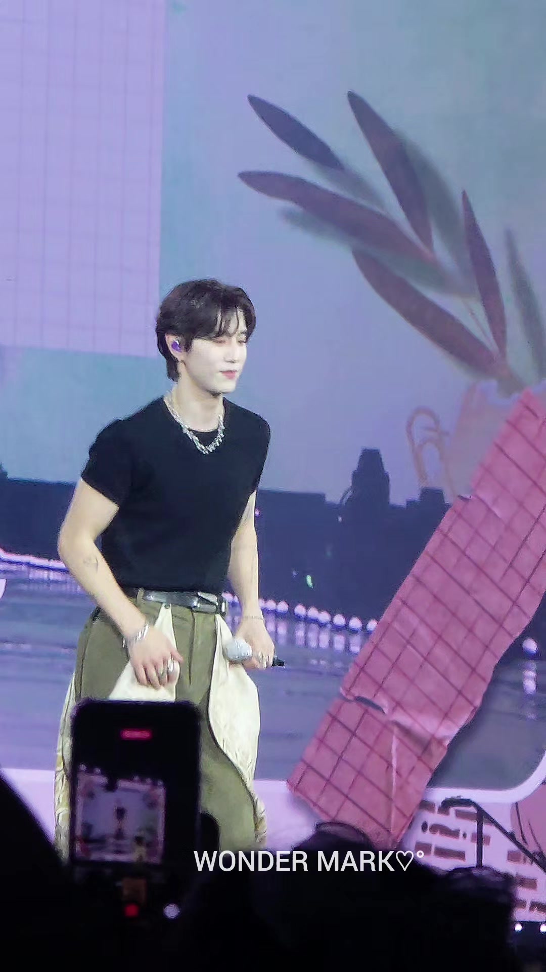 @𝐓𝐚𝐢♡<𝗪𝗼𝗻𝗱𝗲𝗿 𝗠𝗮𝗿𝗸>