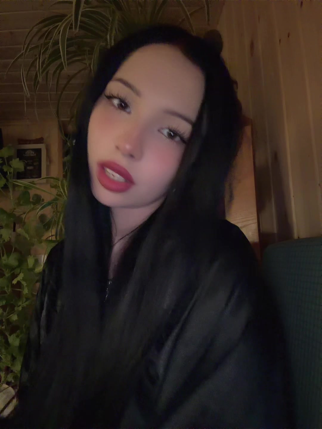 @Косячка🕷️