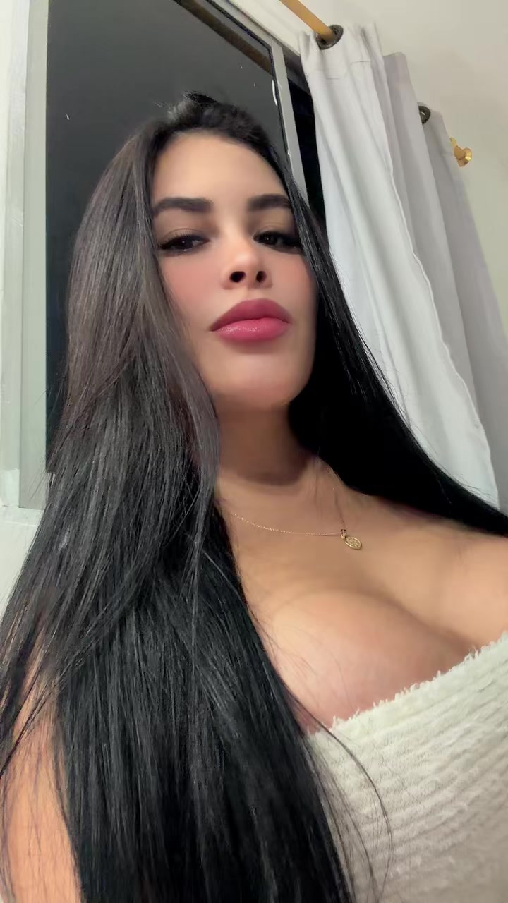 @Arianna Blanco