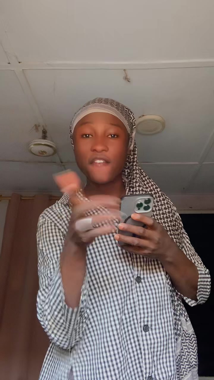 @JUST ME 🫠🇬🇭