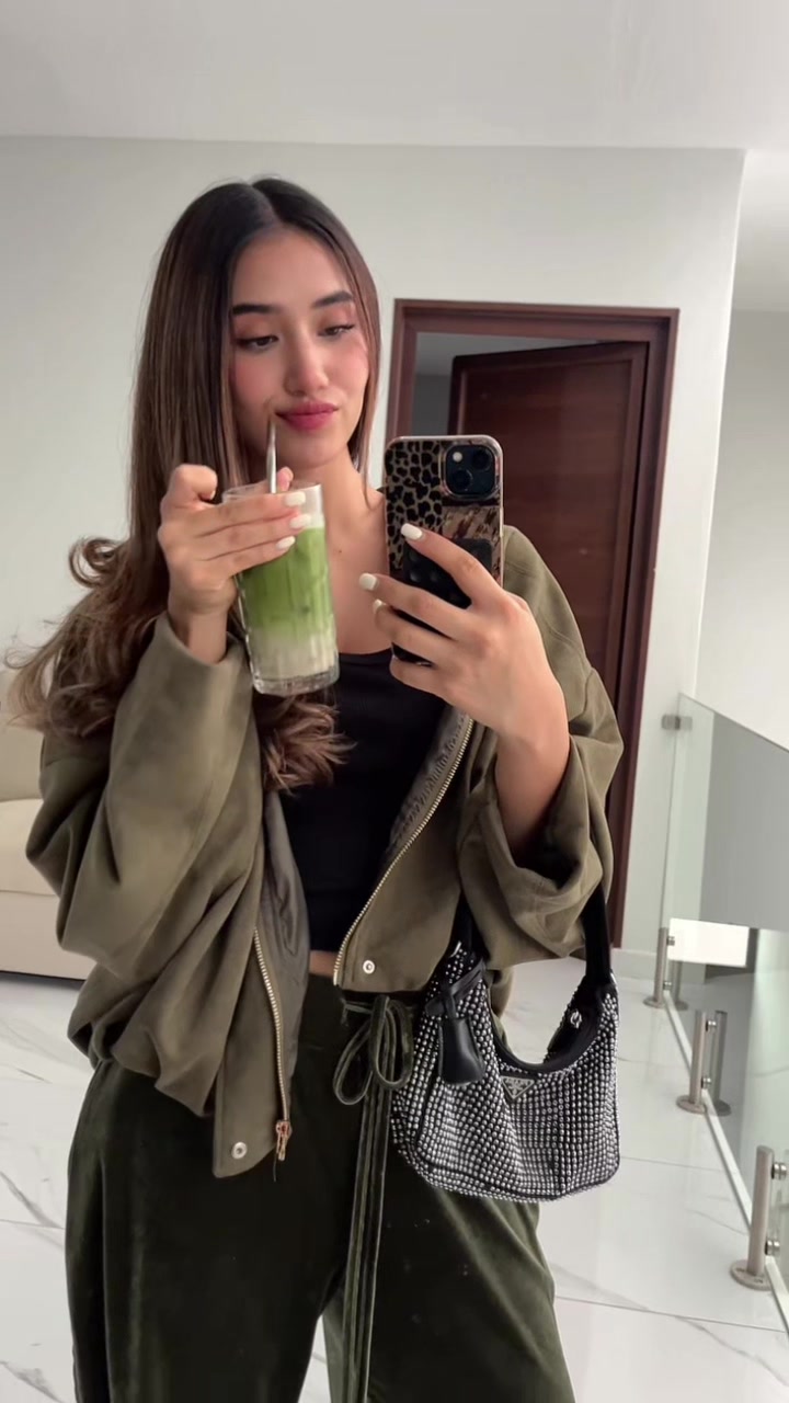 @Melannie Melano