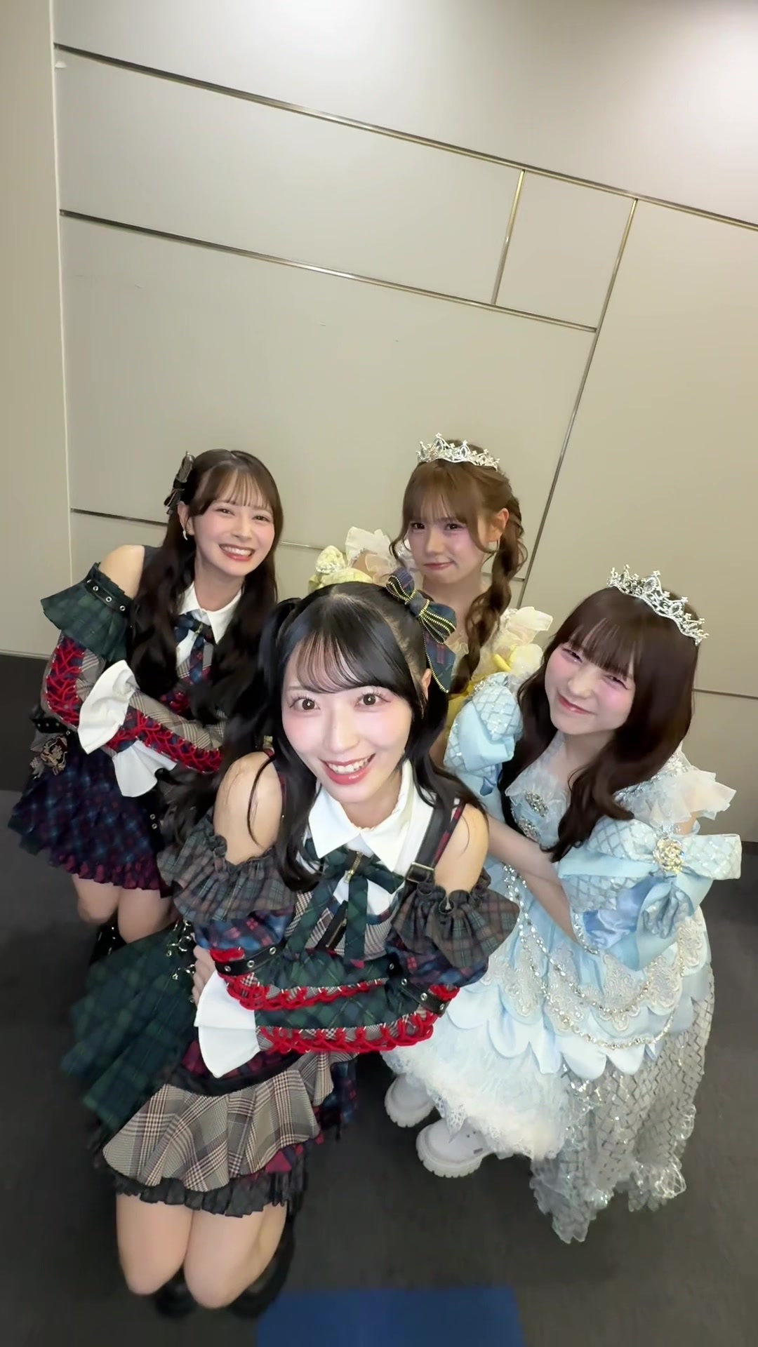 @AKB48