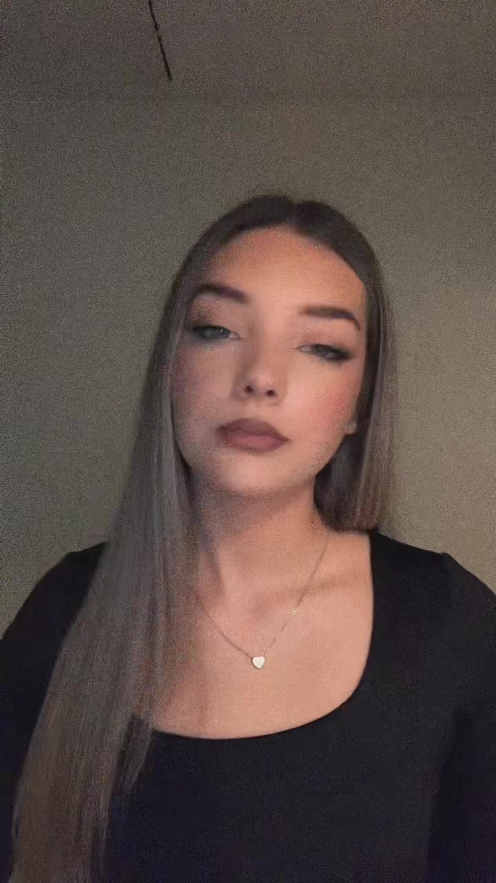 @𝒱𝑀