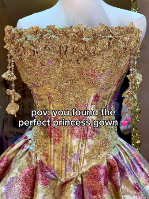@enchantrail.gowns on IG