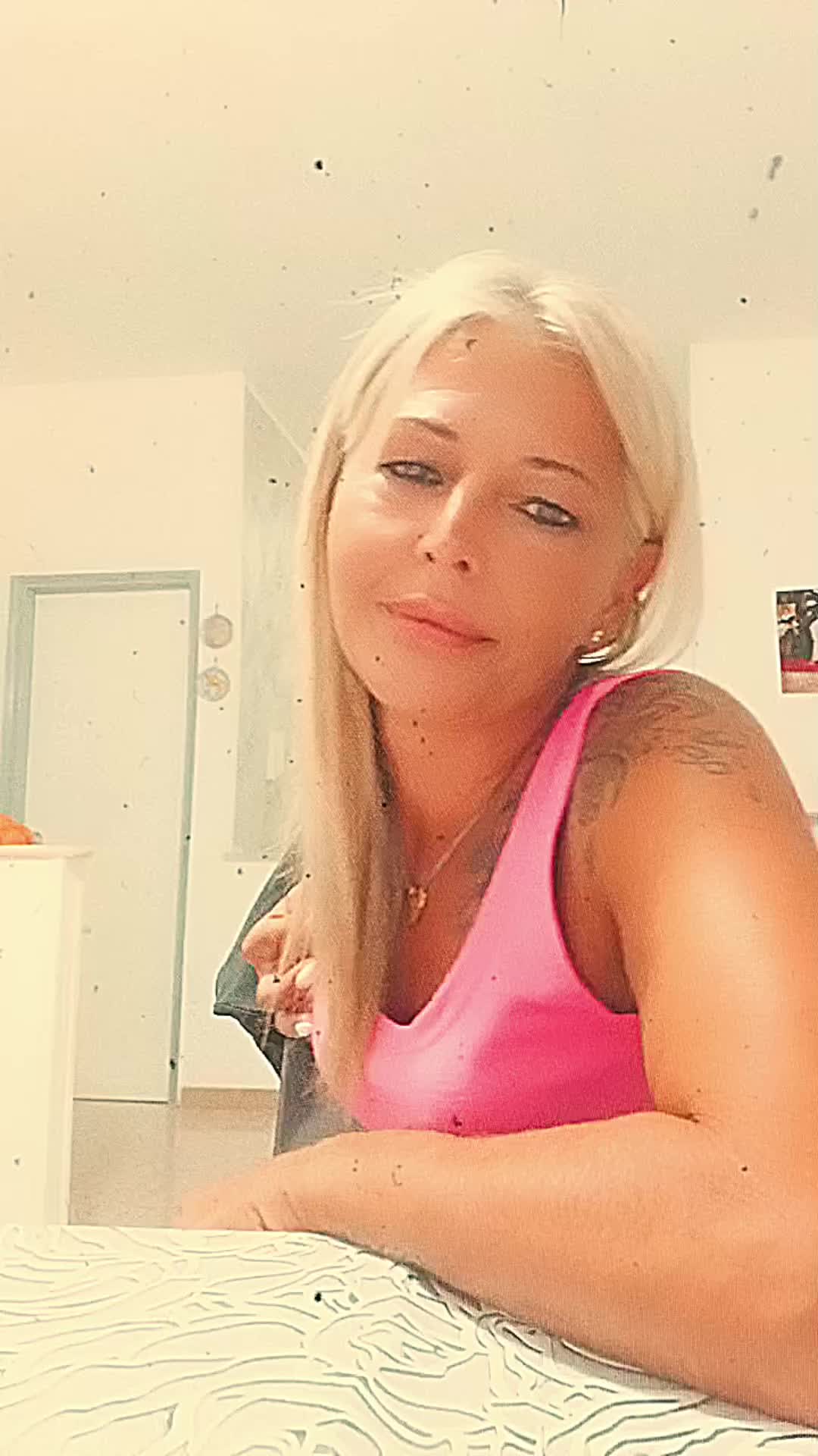 @Antonella Lamorgese😘