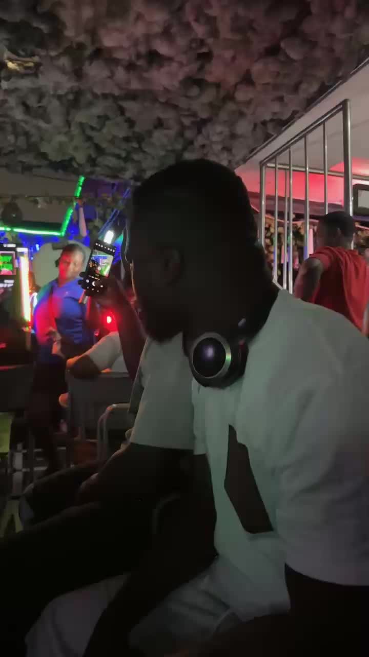 @DJ Baddest🎶🎶🎶