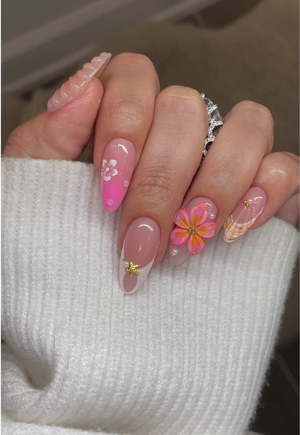 @NailzKatKat