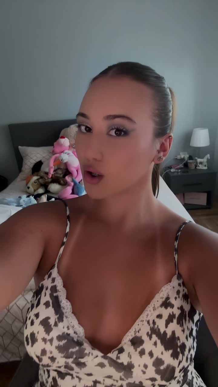 @Јована