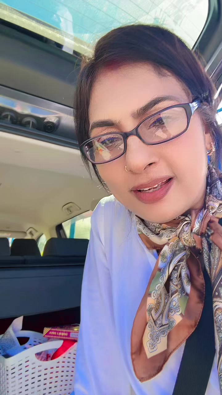 @Roselyn Sharma♥️