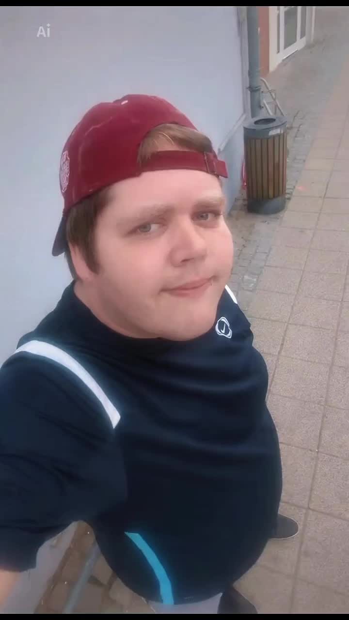 @PatrickHRO💙🤍❤️