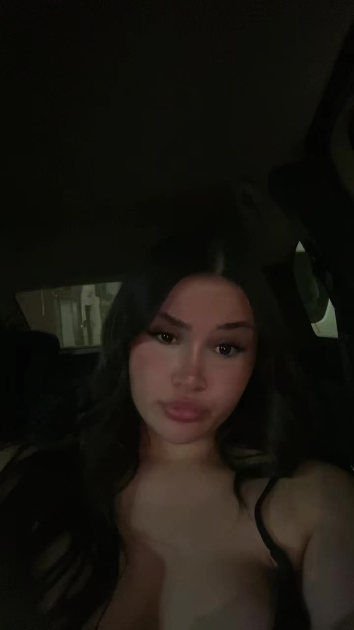 @A N N A C H I A R A 🦋