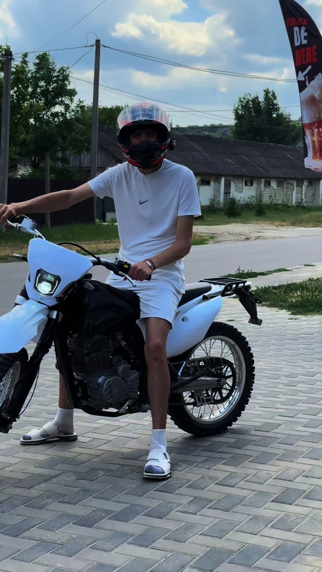 @A|X🇷🇺✊🏻