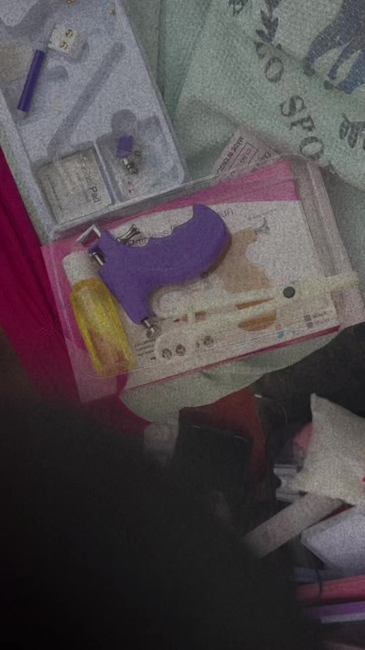 @OSOGBO LASH TECH /PEDICURIST