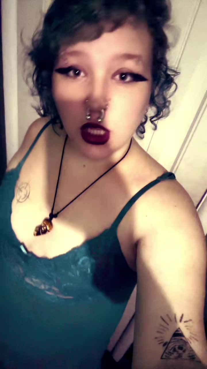@ipukeglitter63