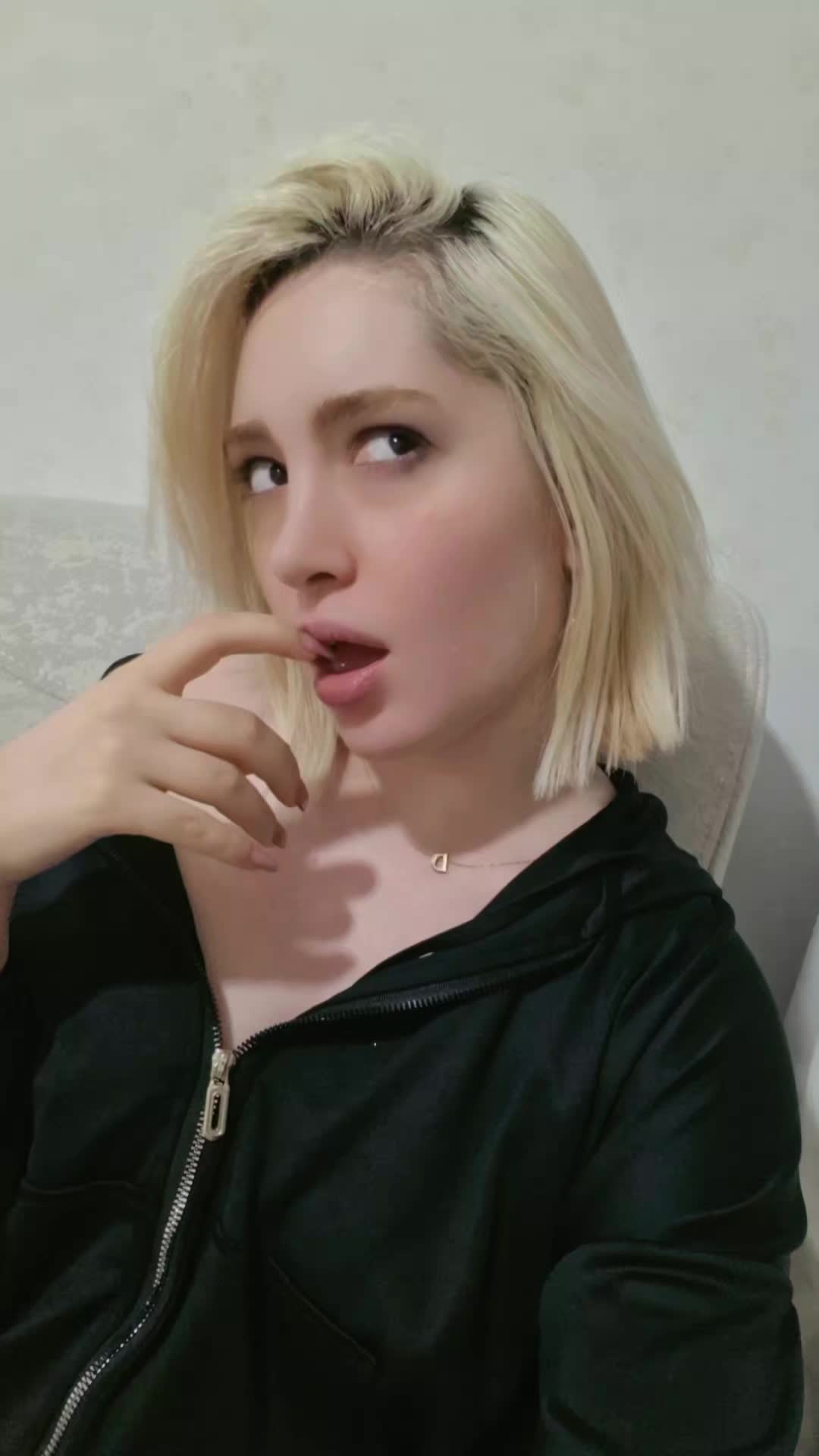 @evildayana