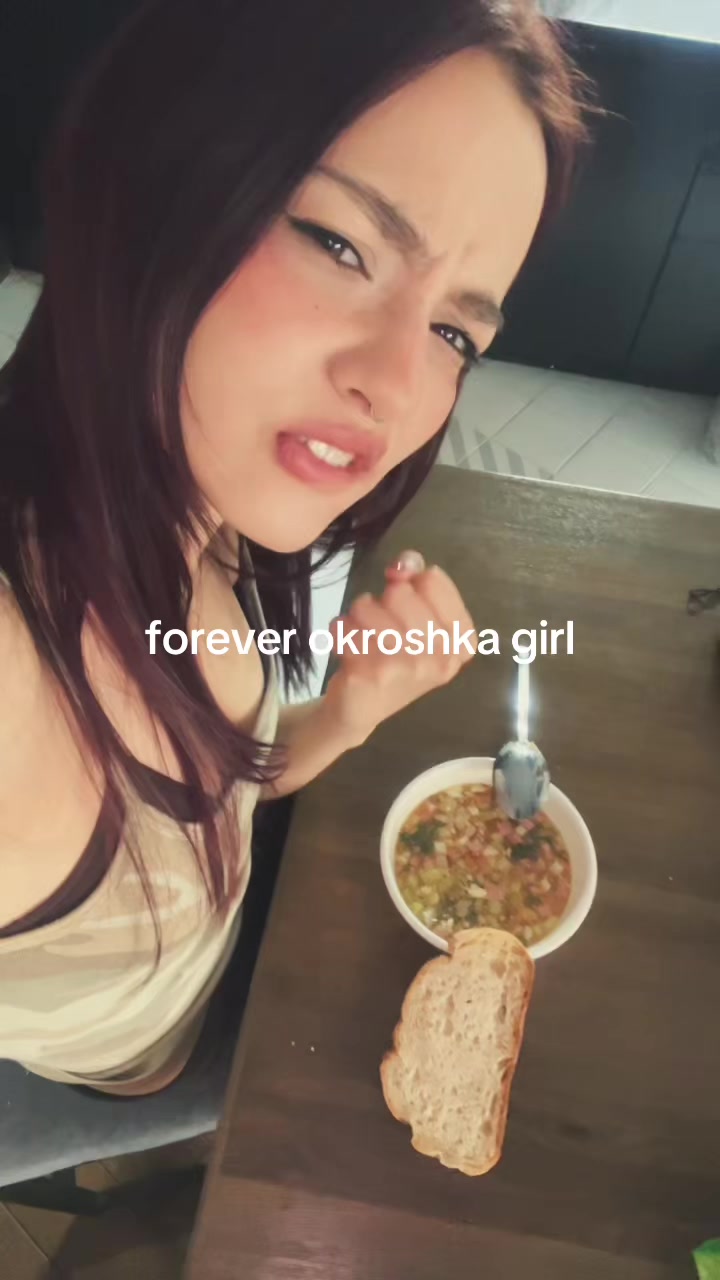 @•vikapyak•