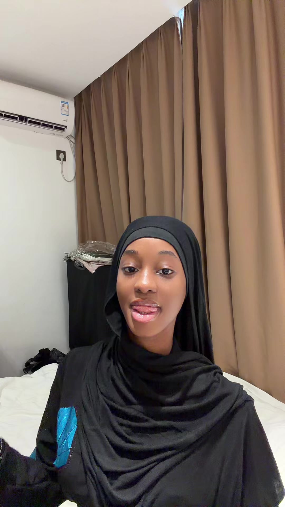 @Fatima(玛塔)👸🏽🇬🇳~🇨🇳