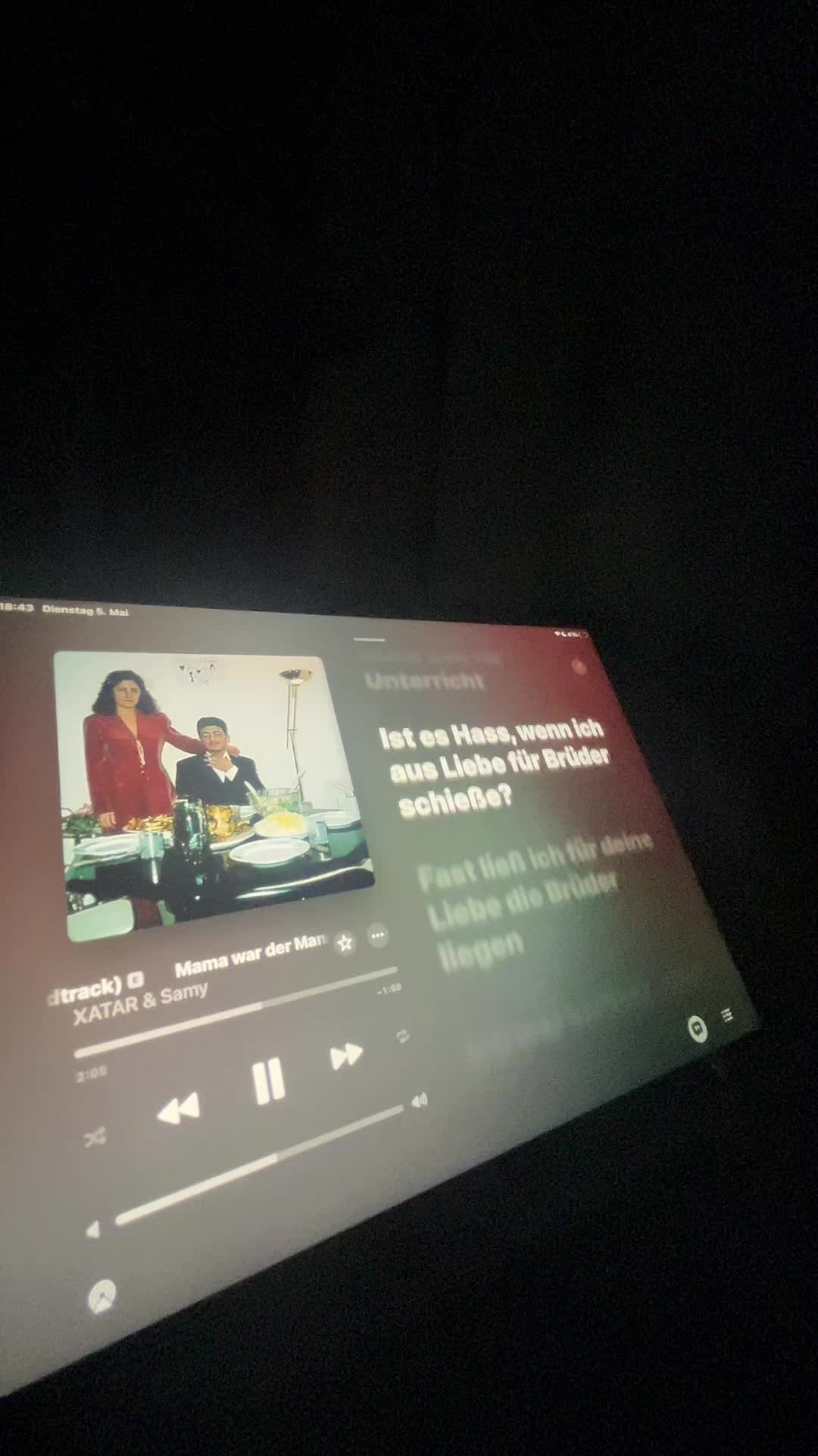 @Applemusik_Lyrics.