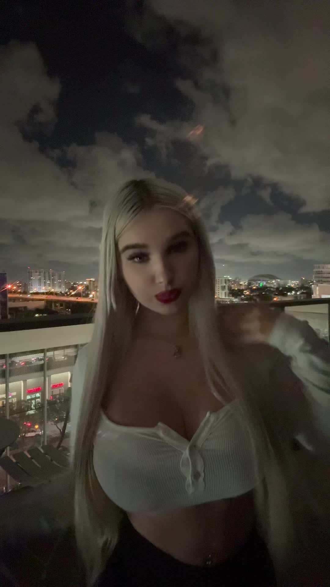 @gabriela