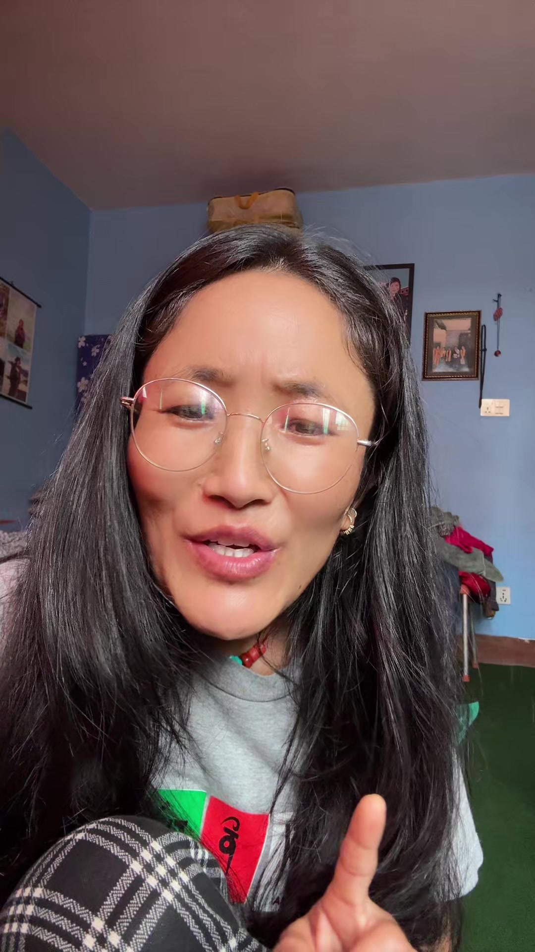 @Lotusལྷ་མོ།