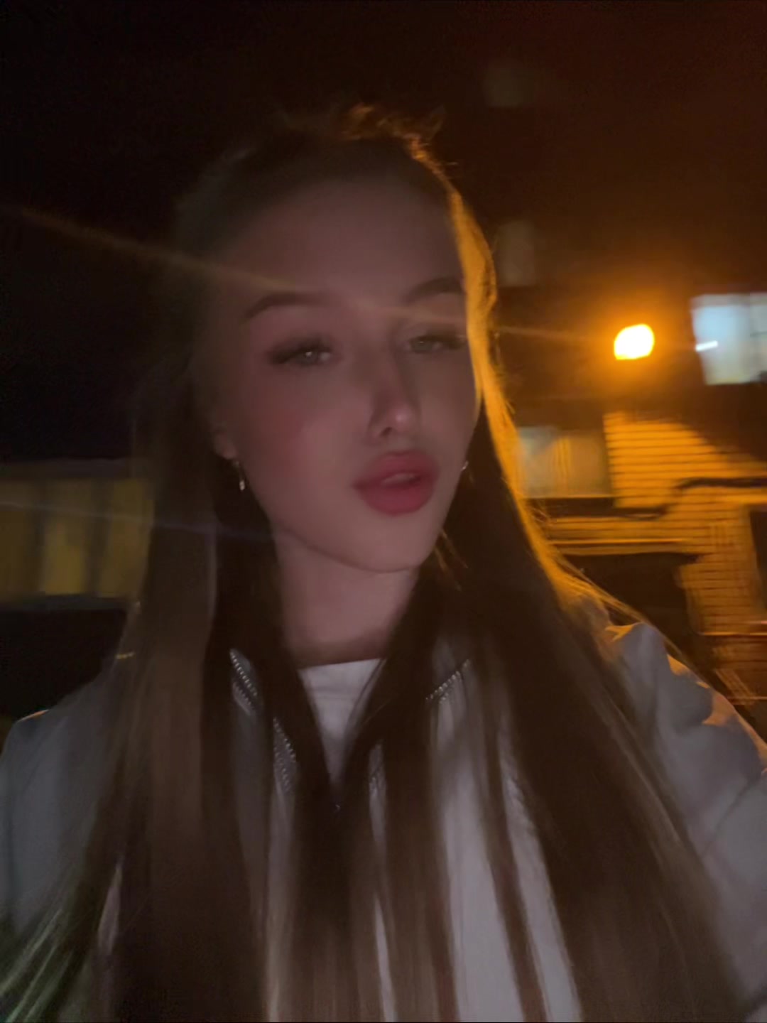 @vikusik)