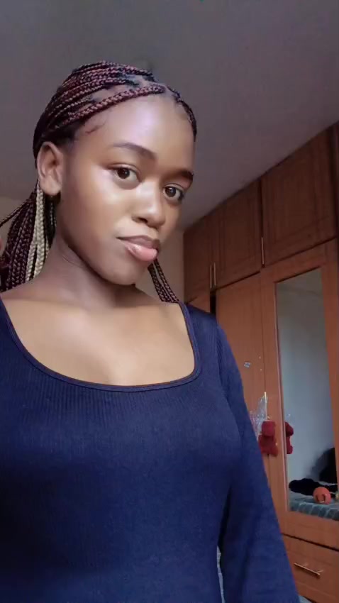 @Khavere 🦋