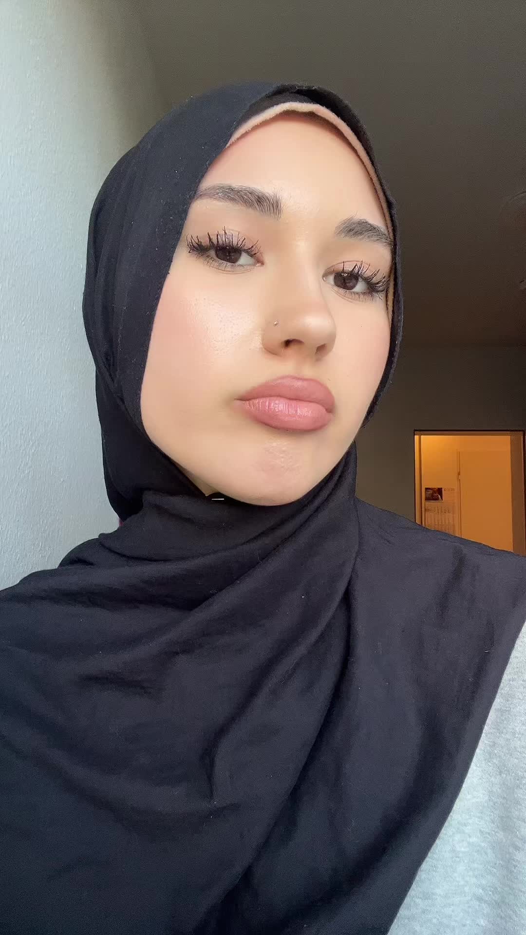 @<3