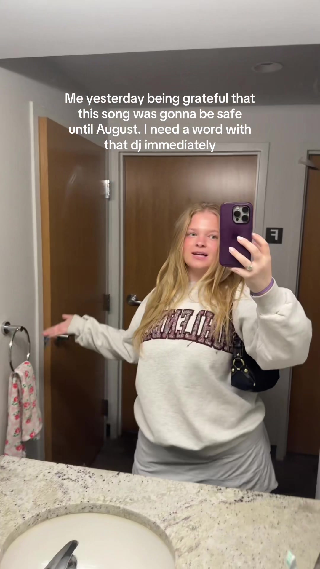 @Sophia