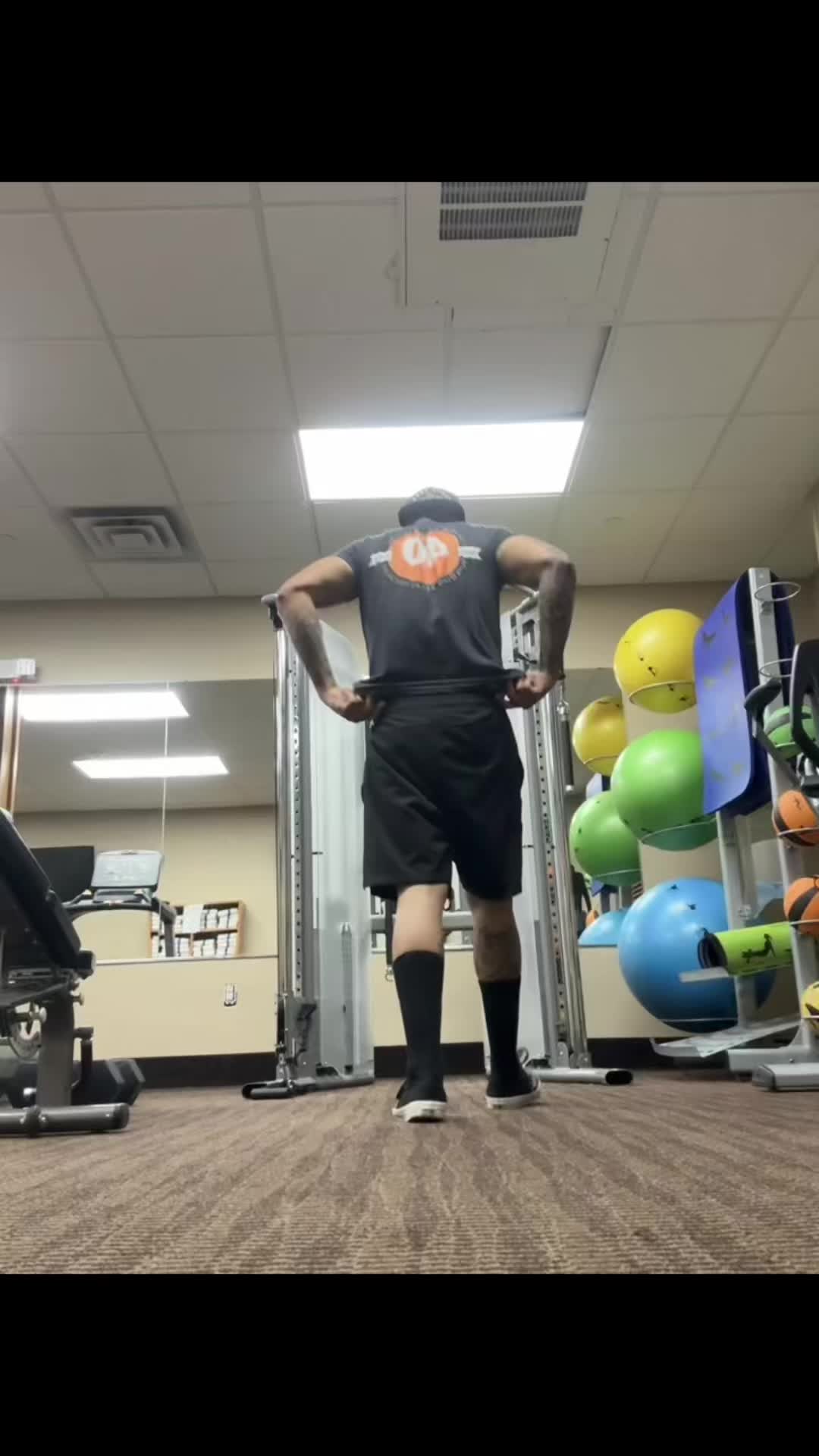 @JM0R3