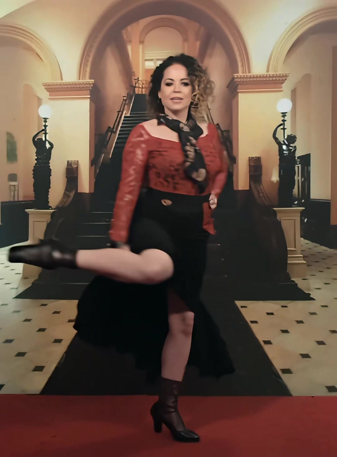@Claudia Rom&aacute;n