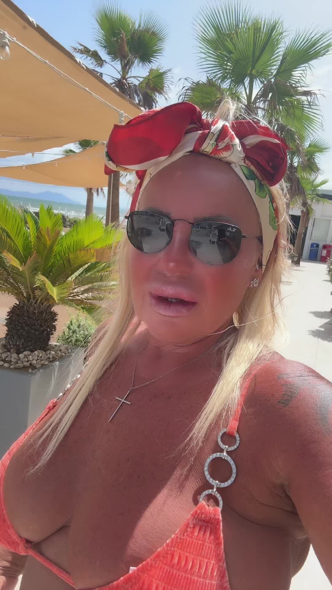 @Angela