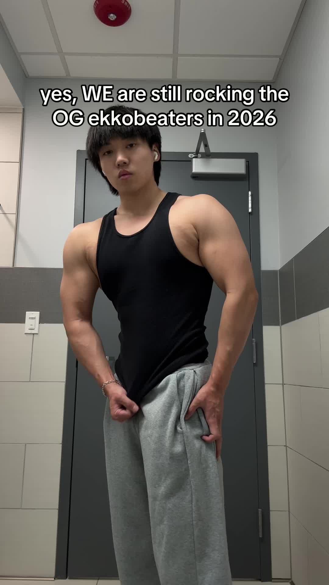 @jeehofinds