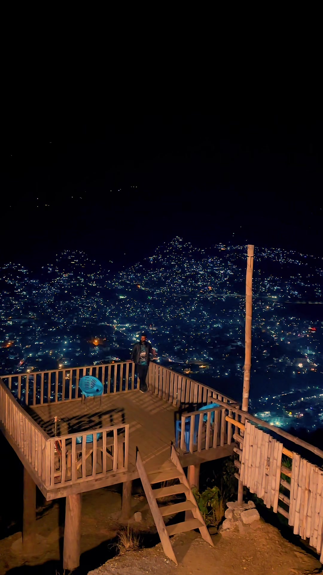@Aamir Kashmiri 🍁