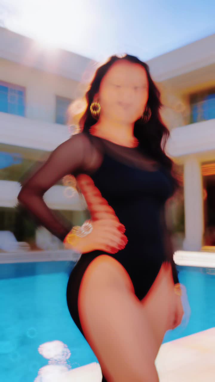 @AkshitaDwivedi