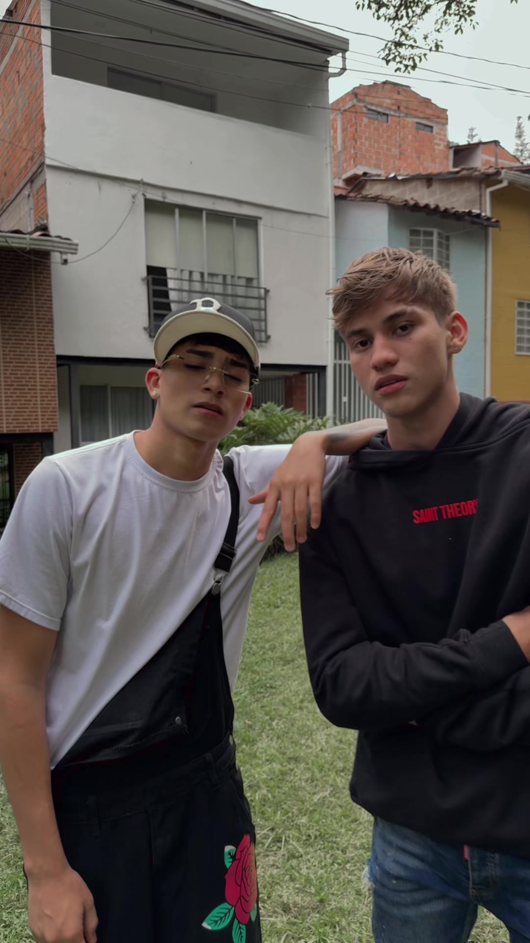@royteam