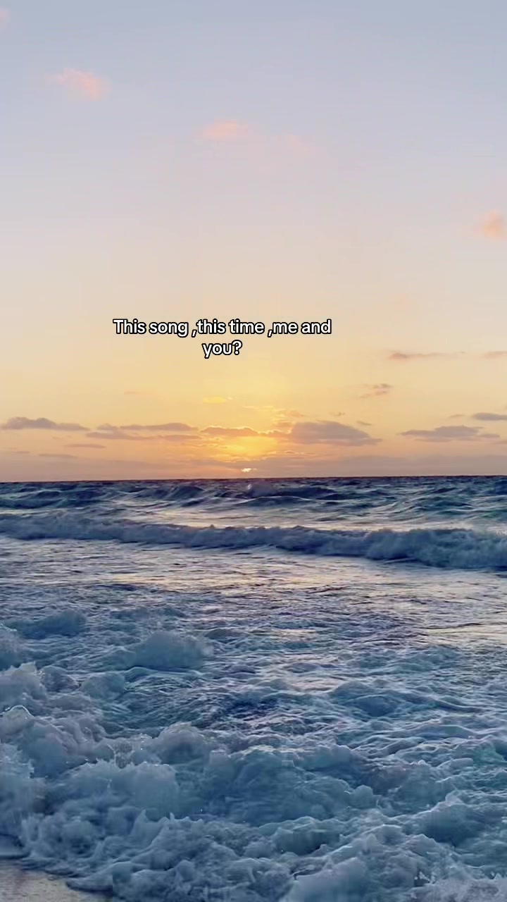 @•