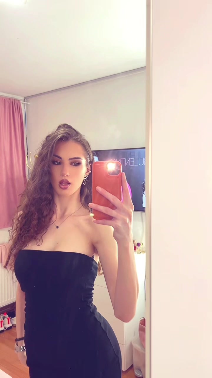 @софија 🪄