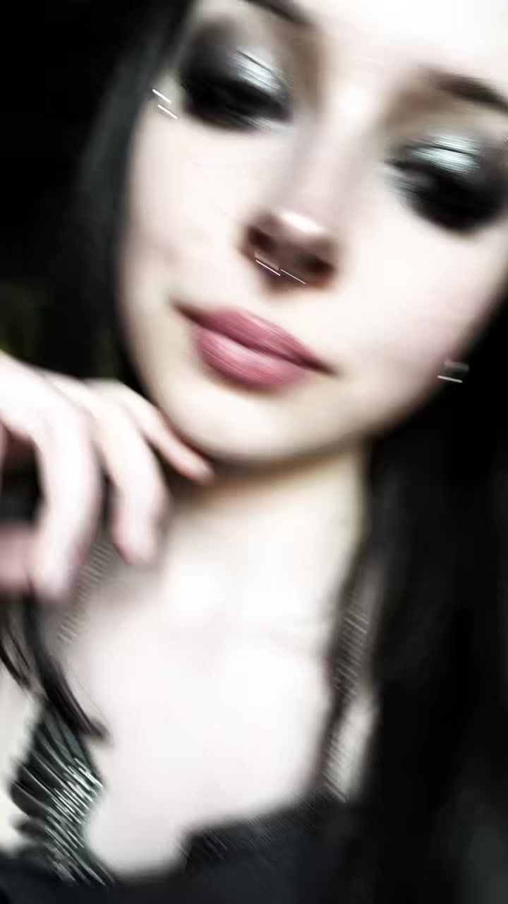 @·:*¨༺☠︎︎♱𝔩𝔢𝔢♱☠︎︎༻¨*:·