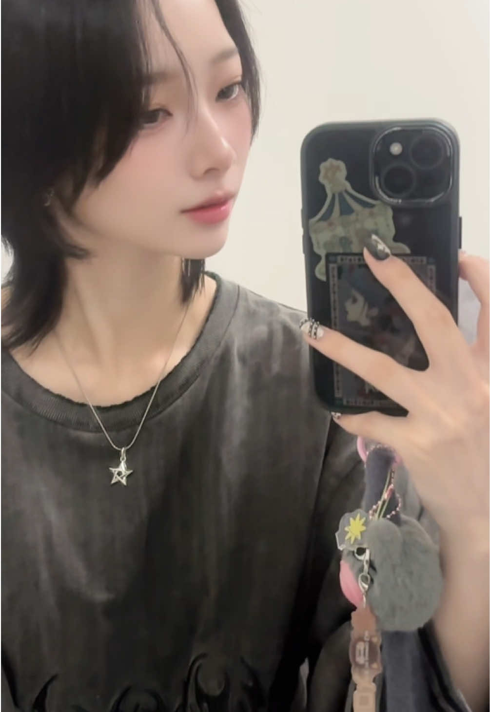@こひな。