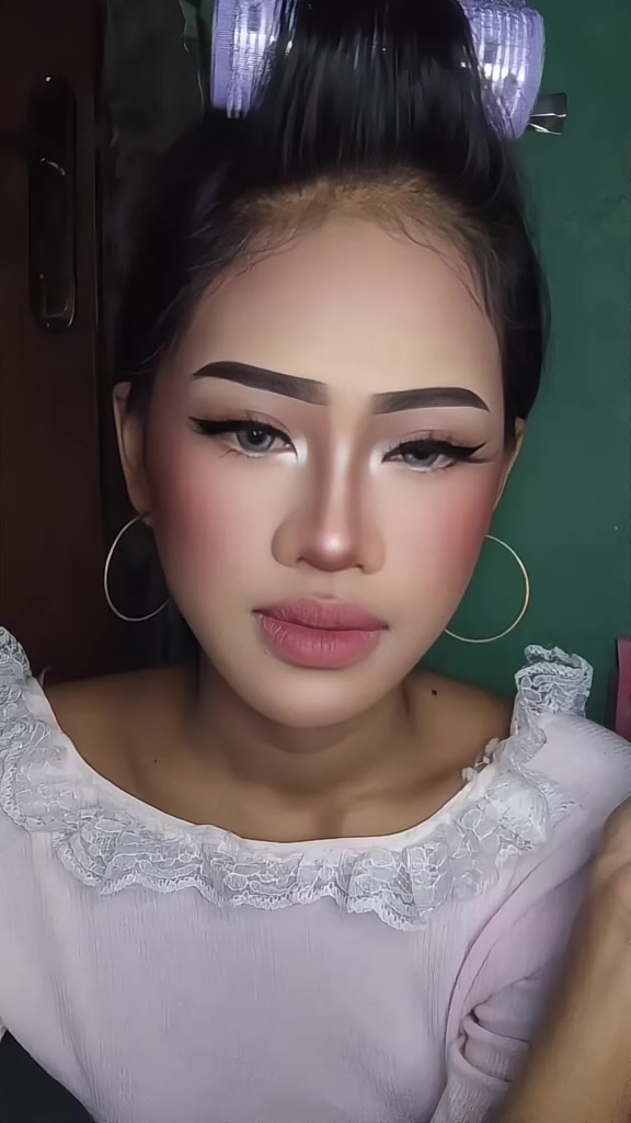 @Tin&agrave;