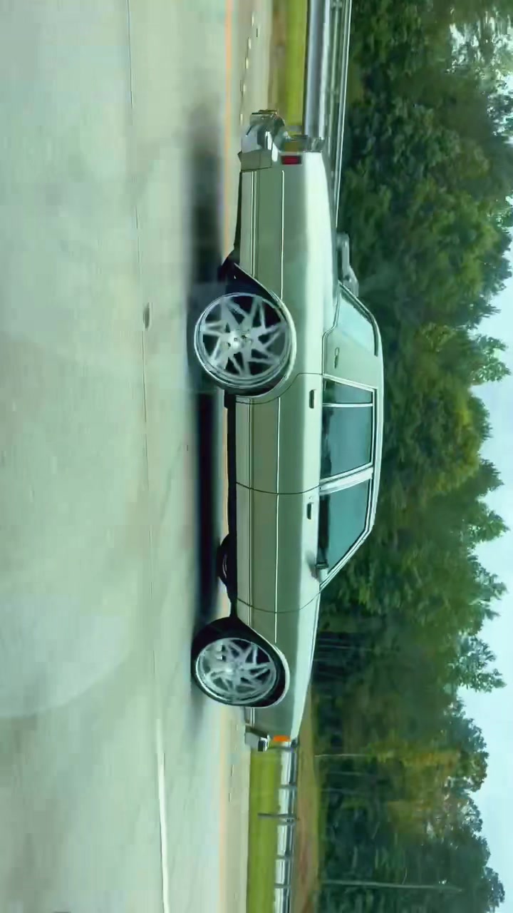 @PUG HOT ROD
