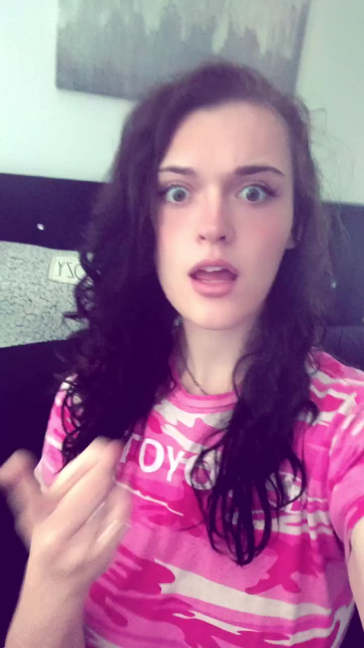 @ur_mom