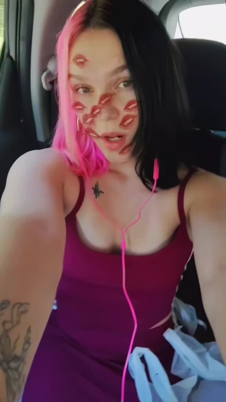 @Victoria Simpson