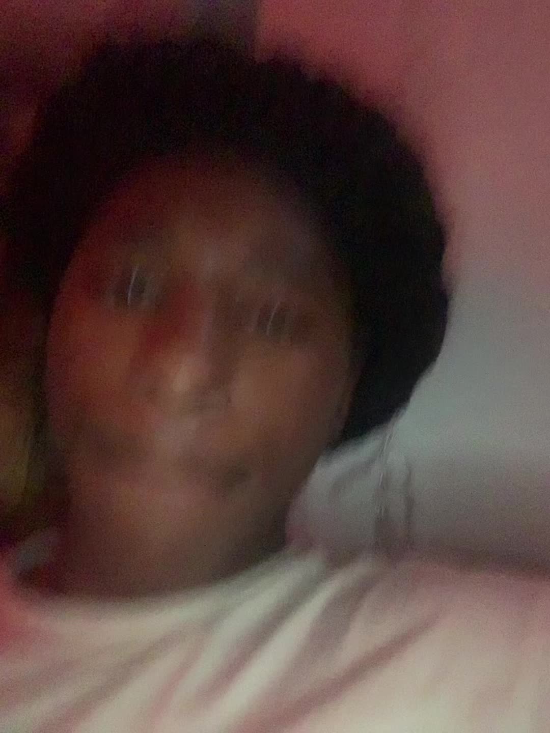 @🧟